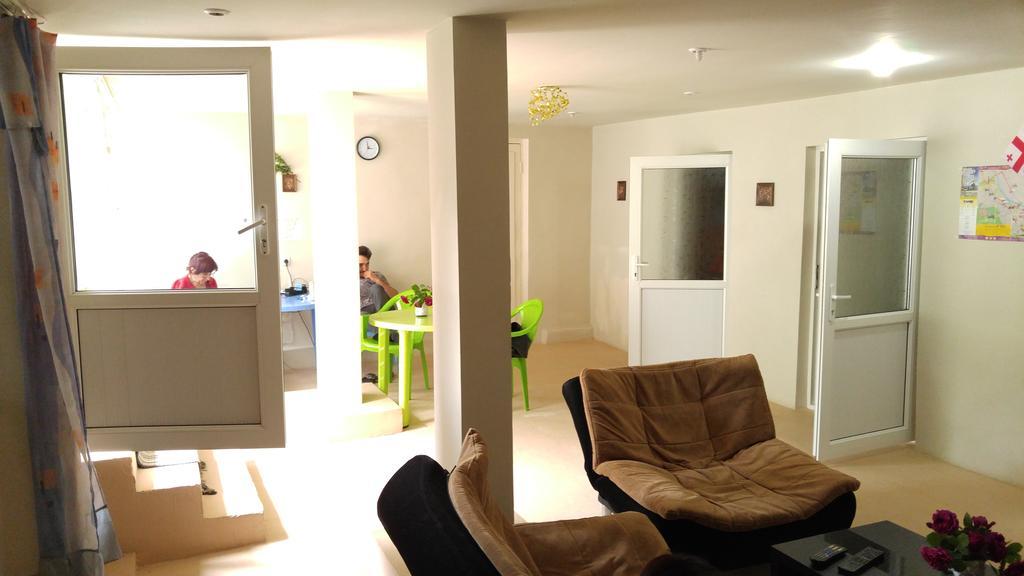 Comfort Plus Tbilisi Bagian luar foto